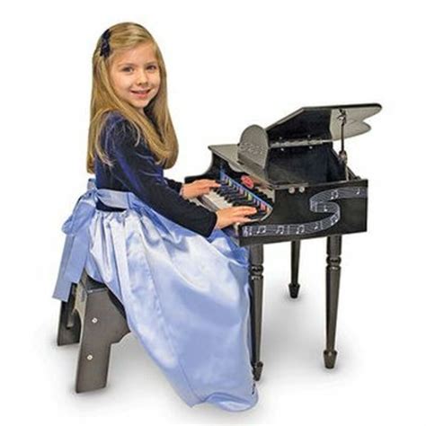 GRAND PIANO